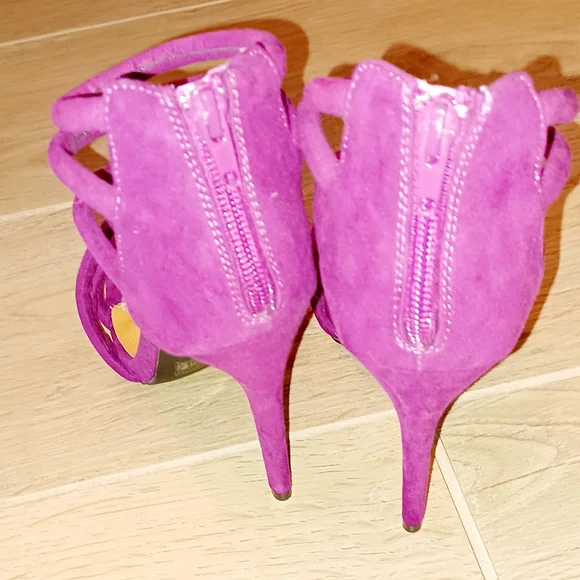 Quipid Women's Purple High Heeled Strappy Sandals Purple Plum Size 8 NEW - Picture 7 of 8